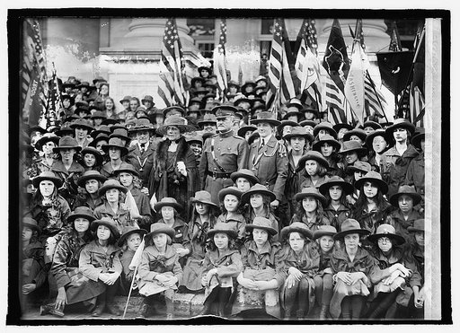 Mrs. Harding, Gen'l Pershing, Mrs. Benedict Crowell, [5/7/21