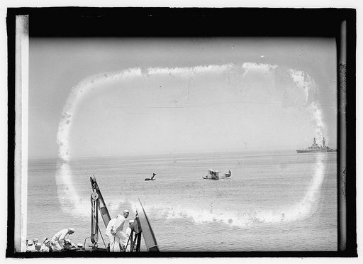 Aeroplane rescue at sea
