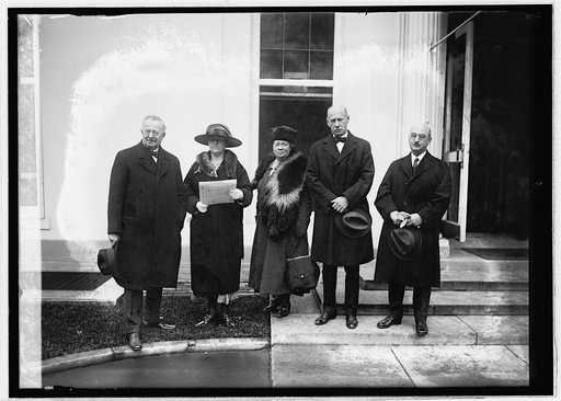 Delegation to urge[?] a Dept. of Education, 10/31/21