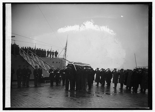Arrival of body of Unknown Am. Soldier, [11/9/21