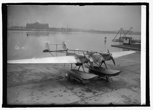 Naval Curtis bombing plane, 1/18/22