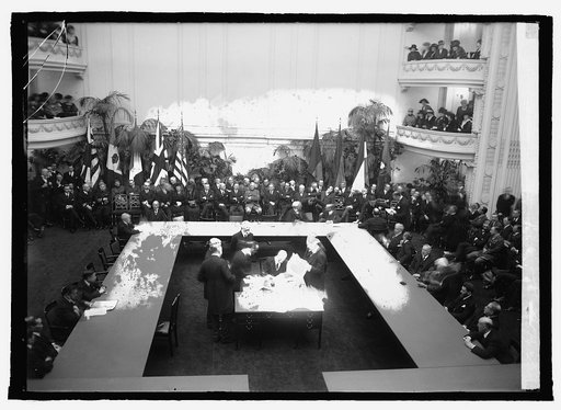 Hughes signing treaties, 2/5/22