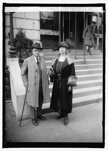 Albert Washburn & wife, 4/5/22