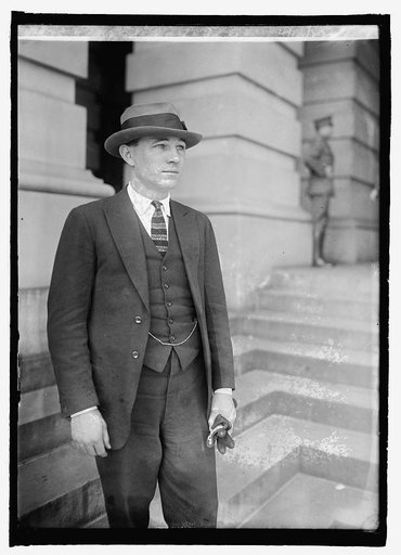 Capt. Edwin L. Earle, 4/13/22