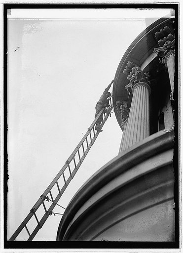 Painting Capitol dome, 8/26/22