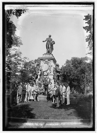 Sons of revolution at statue of LaFayette, [9/5/22