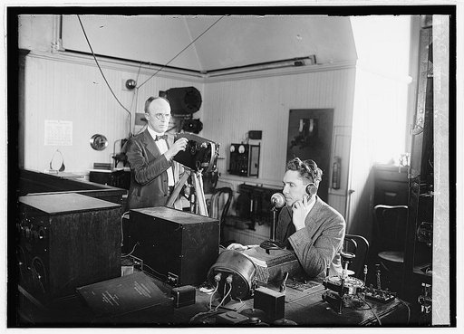 Paul Henderson with movie, 10/5/22