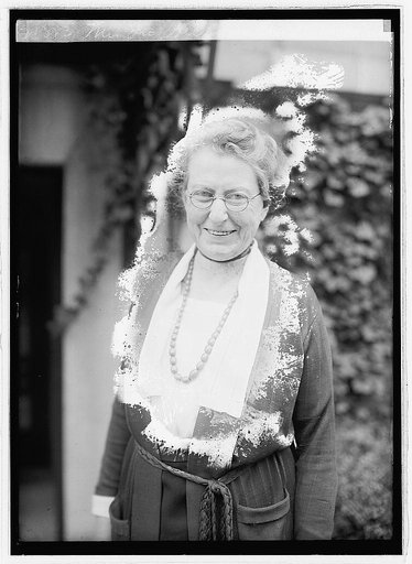 Mrs. Jno. Dickinson Sherman, 11/18/22