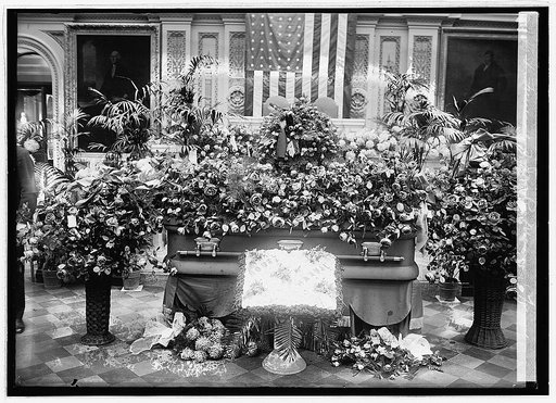 Funeral of Jas. R. Mann, 12/2/22