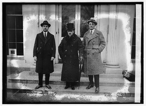 Dr. Carlos de Cespedes and two others], 11/27/22