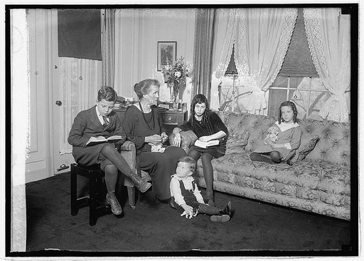Mrs. Fall & grandchildren, 2/1/23