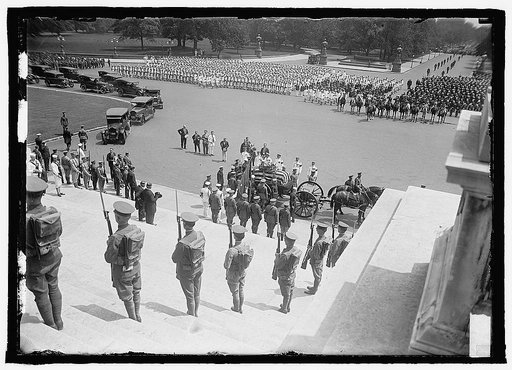 Arriving at Capitol (Harding funeral)
