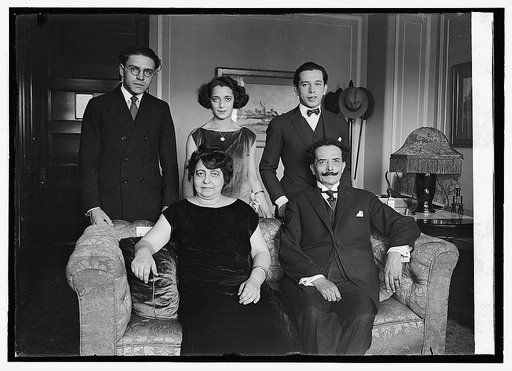 Don Ricardo Jaimes Freyre & family, 9/25/23