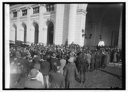 Lloyd George arrival, 10/25/23