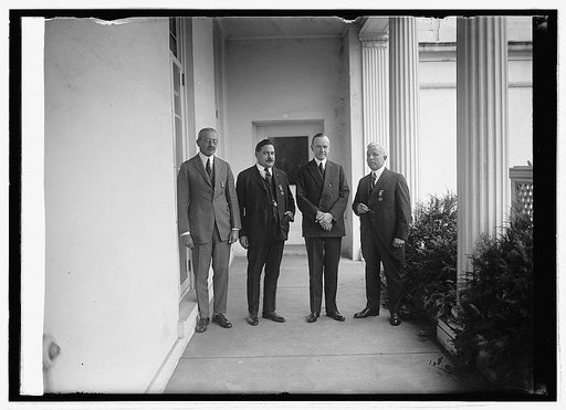 Coolidge & three unidentified men,] 11/5/23