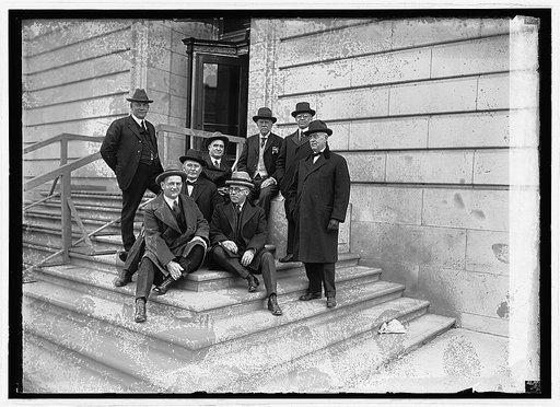 Congressmen at Capt. steps, [Washington, D.C.], 12/3/23