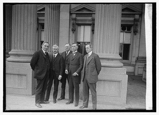 Jos. T. Robinson, Underwood and group], 12/4/23