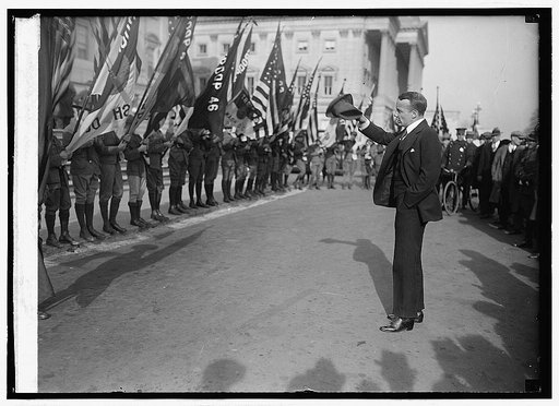 Roosevelt addressing Boy Scouts, [12/8/23