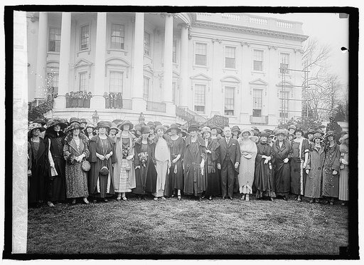Mrs. Coolidge & members of Pi Beta Phi, 4/11/24