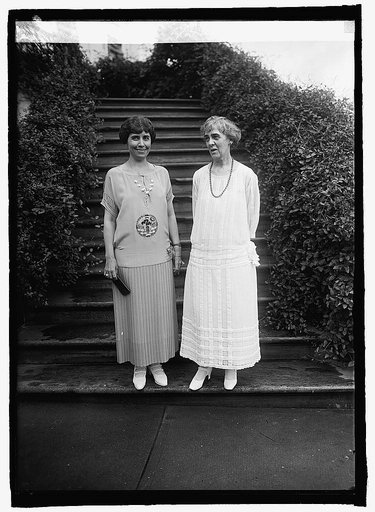 Mrs. Coolidge & Mrs. Dawes, [7/1/24