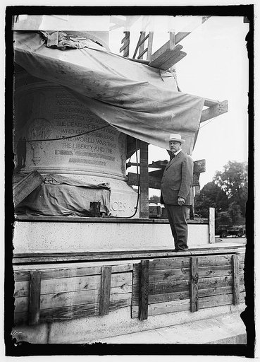Sec. Weeks & 1st Div. A.E.F. Statue, [7/25/24