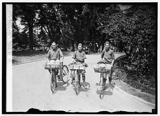 Stewart Shortt, John Ayers, Eliott Smith at White House, [Washington, D.C.], 8/8/24