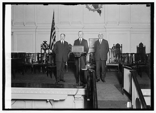 F.W. Mondell, Pres. Coolidge & Butler at notification ceremonies, 8/14/24