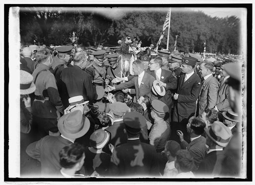Gen. Pershing receives loving cup from Stuart Walcott post # 10 Amer. Legion with Col. Quekemeyer, 9/[12/24