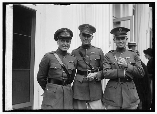 Lt. Eric Nelson, Lt. Lowell Smith, Lt. Leigh Wade at White House, [Washington, D.C.], 9/10/24