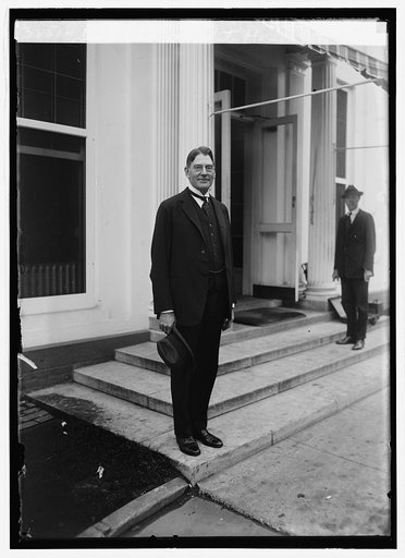 Sec. Wilburn at White House, [Washington, D.C.], 9/20/24