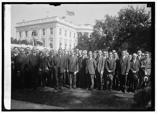 Pres. Coolidge and Sec. Hoover [...] men at White House, [Washington, D.C., 10/7/24