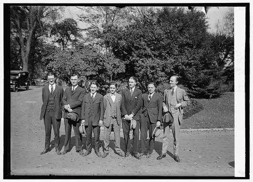 International debators at W.H. [i.e. White House, Washington, D.C.]; Cambridge ver. Geo. Wash., 10/20/24