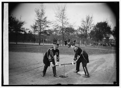 Col. Sherrill & Capt. A.A. Andrews turning on Rainbow Fountain at Lincoln Memorial, 10/16/24