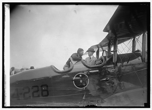 Coolidge inspecting world flight plane at Bolling Field, Washington, D.C., 9/9/24