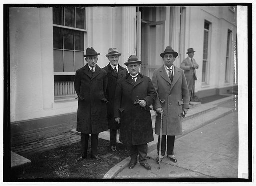 Special mission from Govt. of Porto [i.e., Puerto] Rico at White House, [Washington, D.C.], 12/16/24