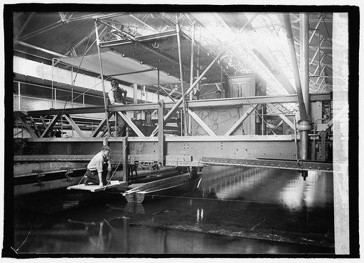 Model of rum runner chaser at Navy Yard, [Washington, D.C.], 12/29/24