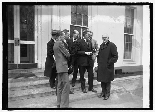 Sen. W.C. Bruce of Md. with newspapermen at W.H. [i.e., White House, Washington, D.C.], 12/30/24