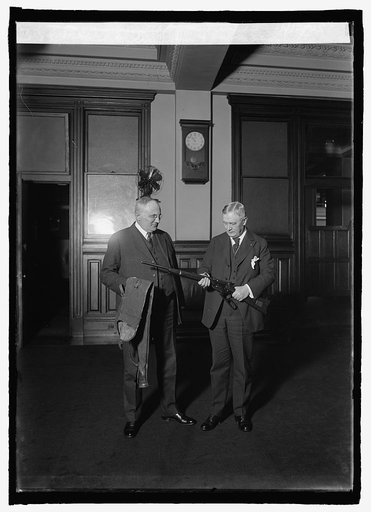 Rush D. Simmons & Harry New with gun presented by mail bandit, 1/12/25