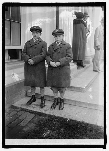 Randolph and Elbert Hearst at W.H. [i.e., White House, Washington, D.C.], 3/24/25