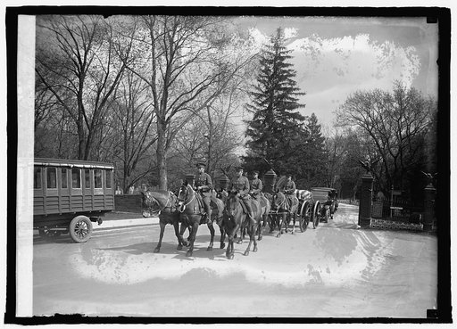 Body of Admiral Dewey being taken from Arlington, [Va., 3/28/25