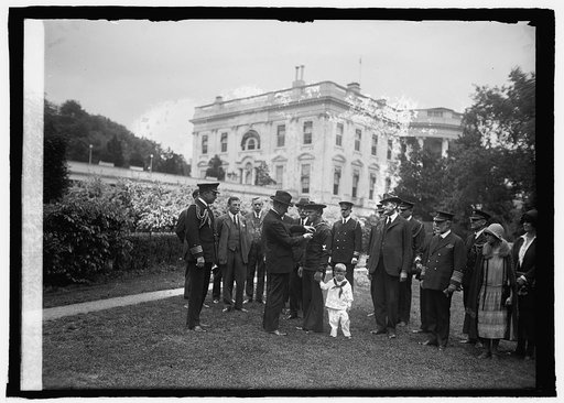 Coolidge decorating aviation chief machinists mate Augustus Butler Rowland, 4/29/25