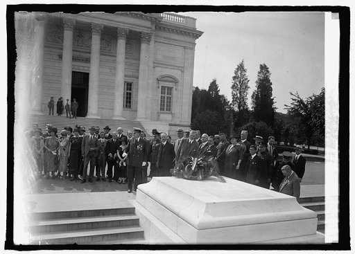 World Police Chiefs at Tomb of Unkown Soldier, [Arlington, Virginia], 5/23/25