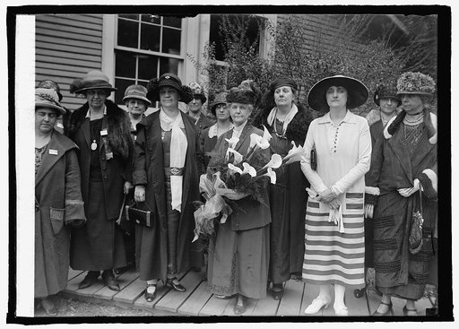 International Council of Women at Wilson's Tomb, 5/14/25
