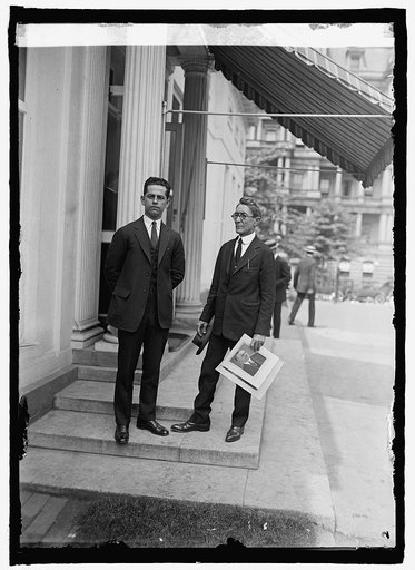 F.J. Hermandez and J.L. de Victoria at W.H., [i.e., White House, Washington, D.C.], 6/4/25