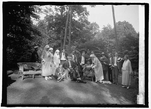 Garden Party to Walter Reed soldiers by American Women's Legion, [6/25