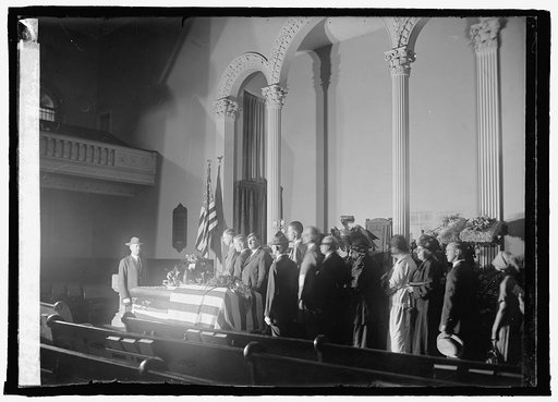 Public viewing body of Wm. J. Bryan N.Y. Ave. Pres. Church, [Navy Yard, Washington, D.C., 7/30/25