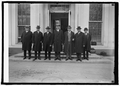 Delegation from Congress notify Coolidge of opening of Congress, [Washington, D.C.], 12/8/25