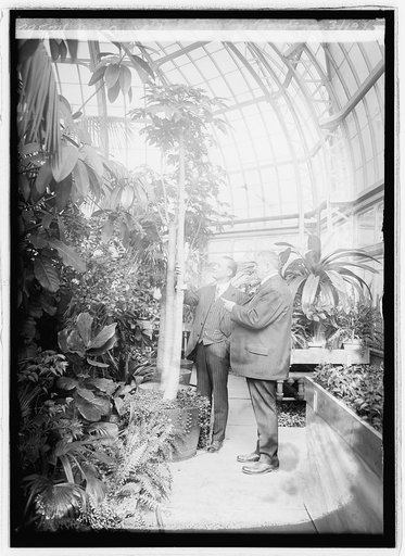 Rep. M.L. Davey & Geo. W. Hess at Botanical Gardens, 3/19/26