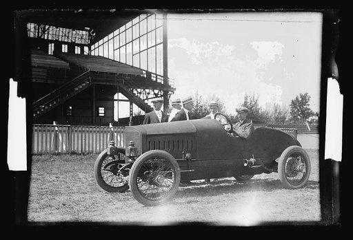 Auto races, Benning, Md. [i.e., Washington, D.C.], Labor Day, 1916