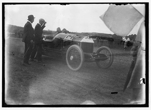Auto races, Bennings, Md. [i.e., Washington, D.C.], 1915